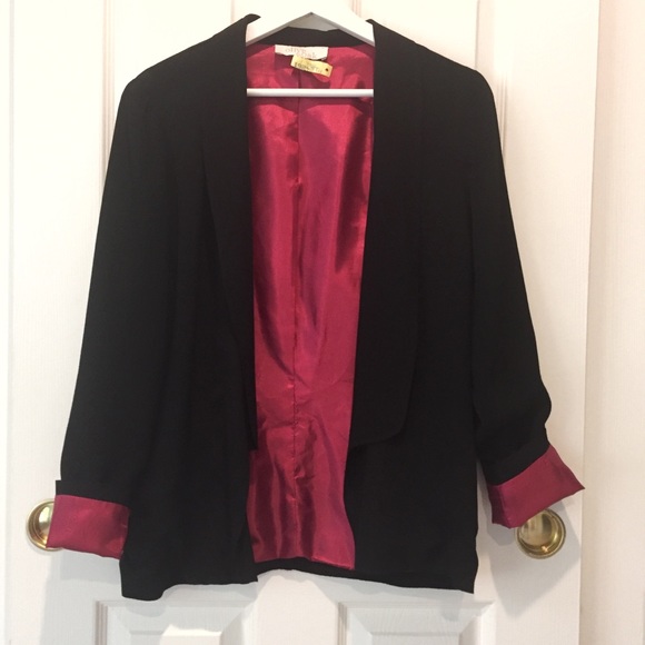 **SOLD** Olive & Oak Relaxed Blazer - Black - Picture 6 of 7